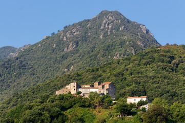 Fototapeta na wymiar Old village in the Upper Corsica mountain. San-Nicolao village