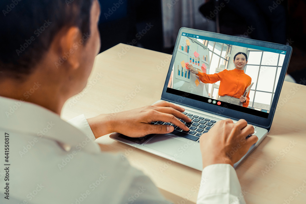 Poster e-learning and online business presentation meeting concept. digital training course for people to d