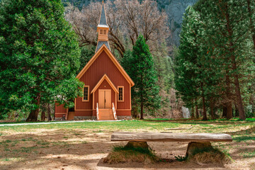 Fototapeta na wymiar Beautiful landscape with a Chapel in the woods in Yosemite National Park
