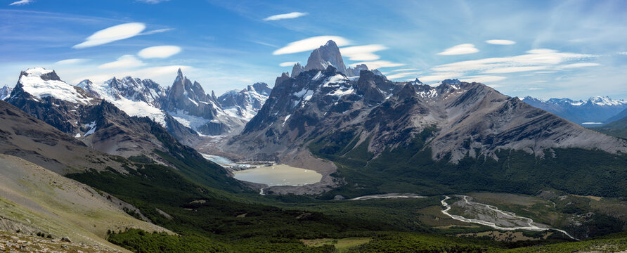 Loma Del Pliegue Tumbado panoramic view