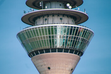 Turmkorb des Reinturms in Düsseldorf © mitifoto