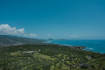 Fototapeta premium Ocean view from Summit of Diamond Head Crater, Honolulu, Oahu, Hawaii 