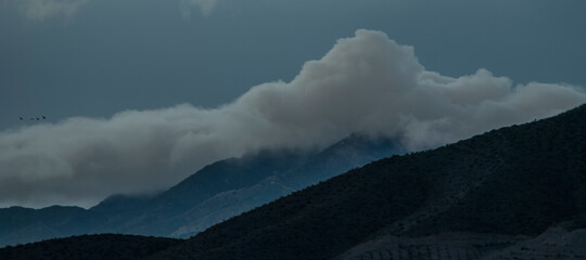 Cubriendo la montaña