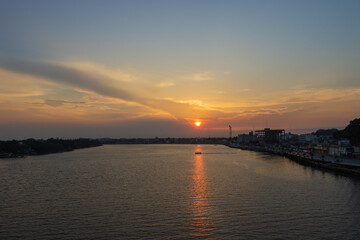 Puesta de sol desde el puerto de los bellos atardeceres Tuxpan, Veracruz, M&eacute;xico.