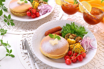 初夏の朝食パンケーキ　ワンプレート