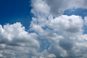 Fototapeta na wymiar Blue sky with beautiful natural white raining clouds