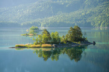 Fototapeta premium Eibsee an der Zugspitze