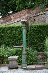 Antique Iron outdoor Waterpump