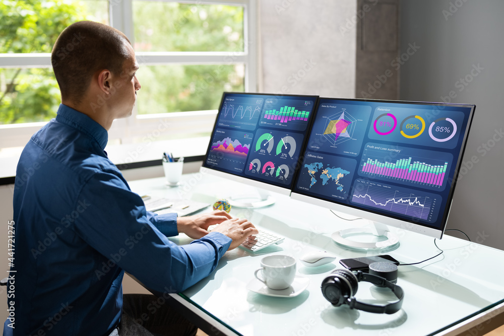 Poster Analyst Man Using Business Data Analytics