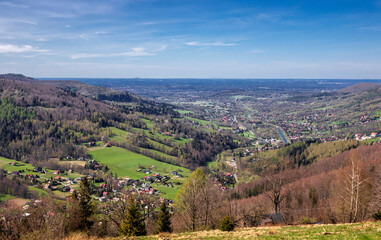 Fototapeta na wymiar Mountain views from the peaks surrounding Brenna in the Silesian Beskid