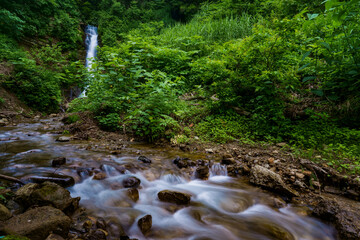 越後湯沢温泉不動滝小ぜん