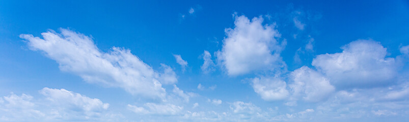 Obraz premium clouds and sky,blue sky background with tiny clouds. panorama