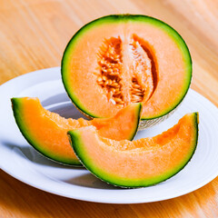 クインシー メロン　旬果　夏　【 果物 フルーツ 】