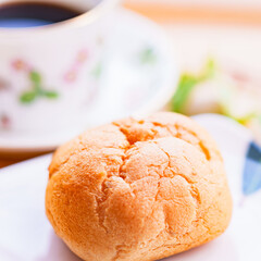 シュークリーム　コーヒー　ひとやすみ　【 3時 の おやつ 】