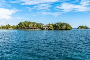 Fototapeta na wymiar Islets of Poyalisa as part of the Togian island Batudaka in the Gulf of Tomini in Sulawesi. The Islands are a paradise for divers and snorkelers and offers an incredible diversity of species