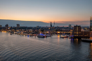 Obraz premium Hamburg, Germany, Panorama of the Harbour at night