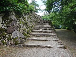 古い石階段