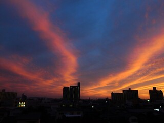 Naklejka premium 美しい夕焼け空
