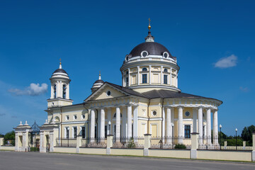 Fototapeta na wymiar View of Holy Spirit church (Svyato-Dukhovskaya church, late 18th century) at sunny day. Shkin’, Moscow Oblast, Russia.