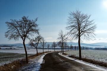 Landstrasse im Winter - Niedersachsen - Deutschland