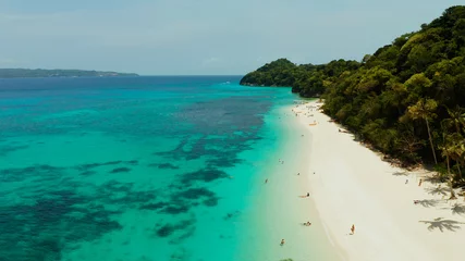 Papier Peint photo Plage blanche de Boracay Sandy beach and turquoise water in the tropical resort of Boracay, Puka shell beach, Philippines aerial view. White beach with tourists. Summer and travel vacation concept.