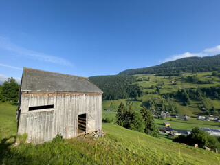 Fototapeta na wymiar In der Schweiz bei den Churfirsten