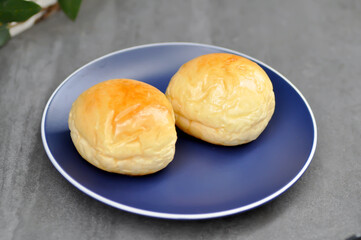 bun or perilla bun, cream bun