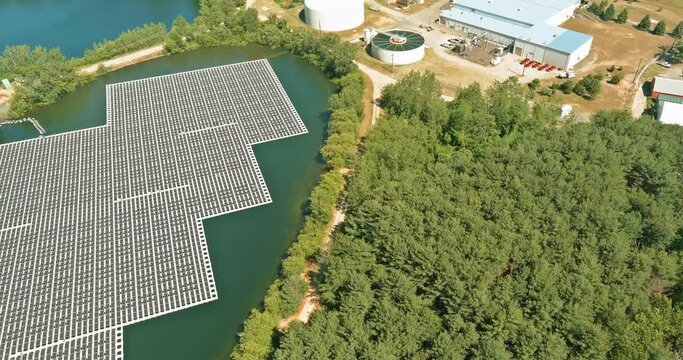 Electric renewable power in the ecological energy of solar power station float on water pond