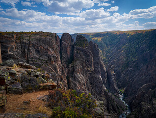 A panoramic view of the peaks and valleys at the Balanced Rock Overlook