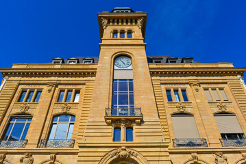 Hauptpost Neuenburg  / Neuchâtel 