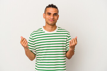 Fototapeta premium Young venezuelan man isolated on white background showing that she has no money.