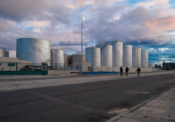 Obraz premium View oil distribution terminals Tanks in Malaga Port.