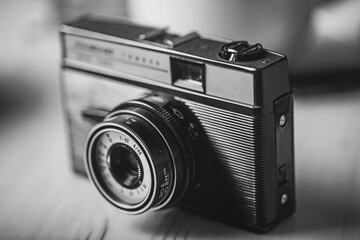 Macro.