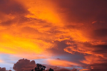 Fuego en el cielo
