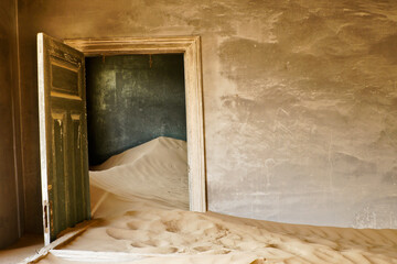 Interior of old building in abandoned diamond mining town of Kolmanskop (Kolmannskuppe), Namibia