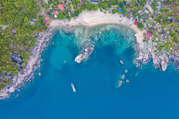 Tanote Bay, Koh Tao with corals and sandy beach