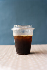 ブラカップに入ったアイスコーヒー