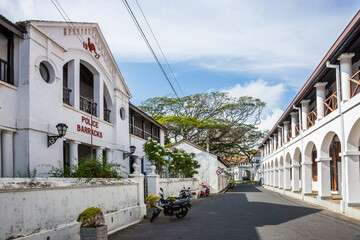 Hospital street at sunny day. Ancient Dutch Galle Fort (UNESCO World Heritage Site), Sri Lanka. - obrazy, fototapety, plakaty