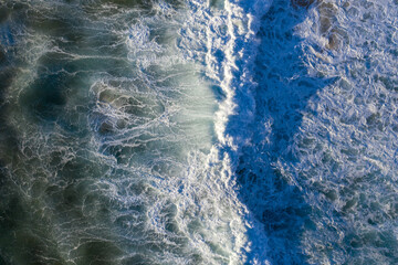 Portugiesisches Meer, Atlantik, Wellen, Wasser, Küste