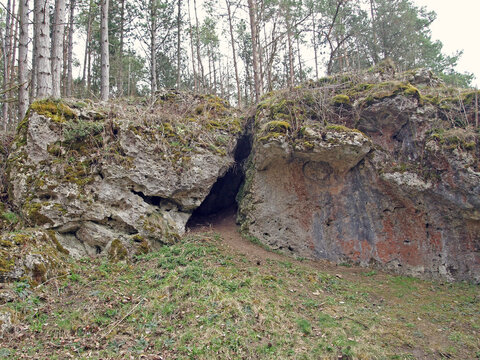 The Ellerstein, a limestone rock in the karst landscape near Frankershausen, Werra-Meissner district, North Hesse