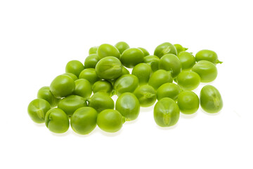 green peas isolated