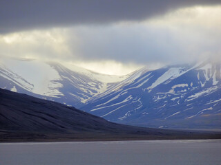 Spitsbergen Mountains