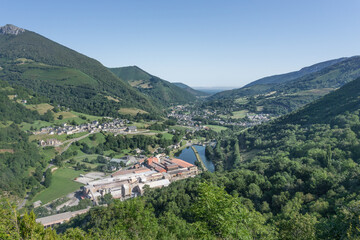 Fototapeta na wymiar View of the town of Sarrancolin in the Aure Valley, Hautes-Pyrénées, Occitanie