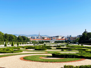 Belvedere palace gardens in Vienna - obrazy, fototapety, plakaty