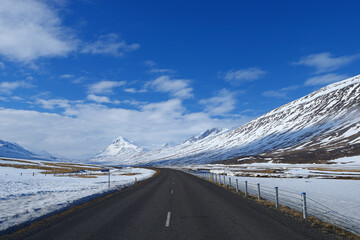 road to iceland mountain