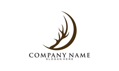 Obraz premium Elegant horn vector logo