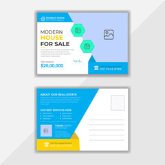 Obraz premium Professional Real Estate and Modern Home Sale Postcard Design Template 