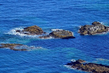 Fototapeta na wymiar 神威岬で見た積丹ブルーに染まる日本海＠積丹、北海道