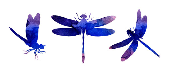 Set aquarelillustraties van lila abstracte libellen met verfstrepen. Leuke grappige insectenprint. Een gevleugeld insect met grote ogen. Geïsoleerd op witte achtergrond. Met de hand getekend.