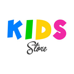 Tienda de moda infantil. Logotipo con texto Kids Store con letras de colores y caligrafía en color negro